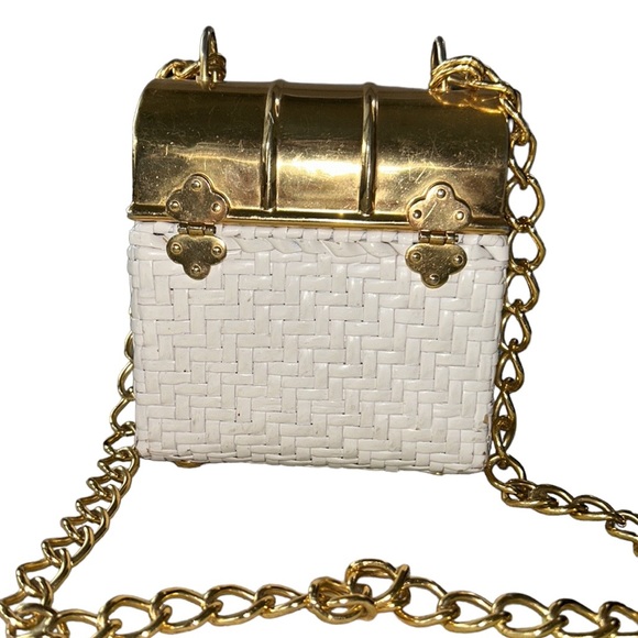 RARE Sacha Vintage White Wicker Straw Gold Curved Chain Strap Basket Box Purse - Picture 8 of 16